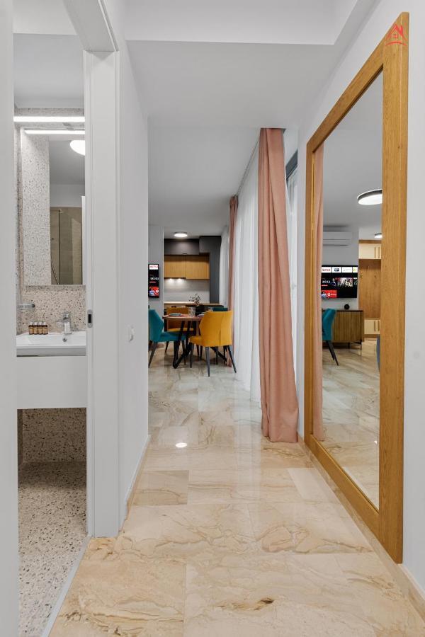 בוקרשט Apartament Opera Residence - Cismigiu, Eroilor, Free Private Parking מראה חיצוני תמונה