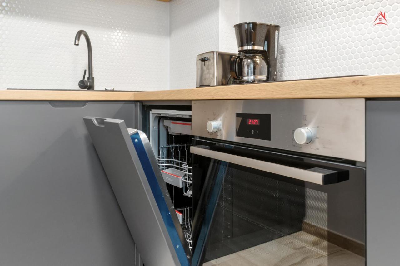 בוקרשט Apartament Opera Residence - Cismigiu, Eroilor, Free Private Parking מראה חיצוני תמונה